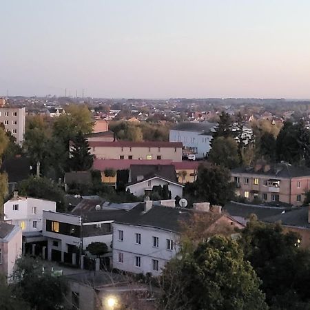 Prestige-Center Διαμέρισμα Ρίβνε Εξωτερικό φωτογραφία